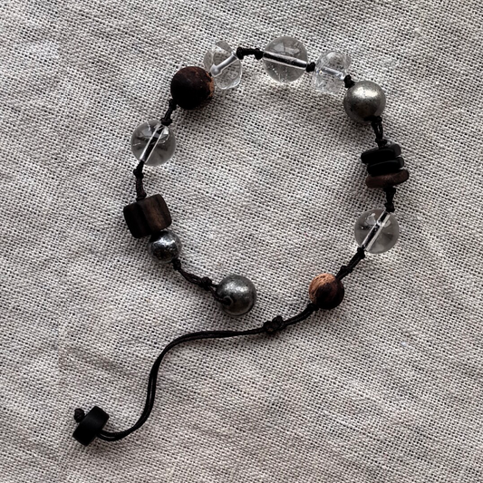 Clear Quartz & Agarwood Bracelet · 14cm