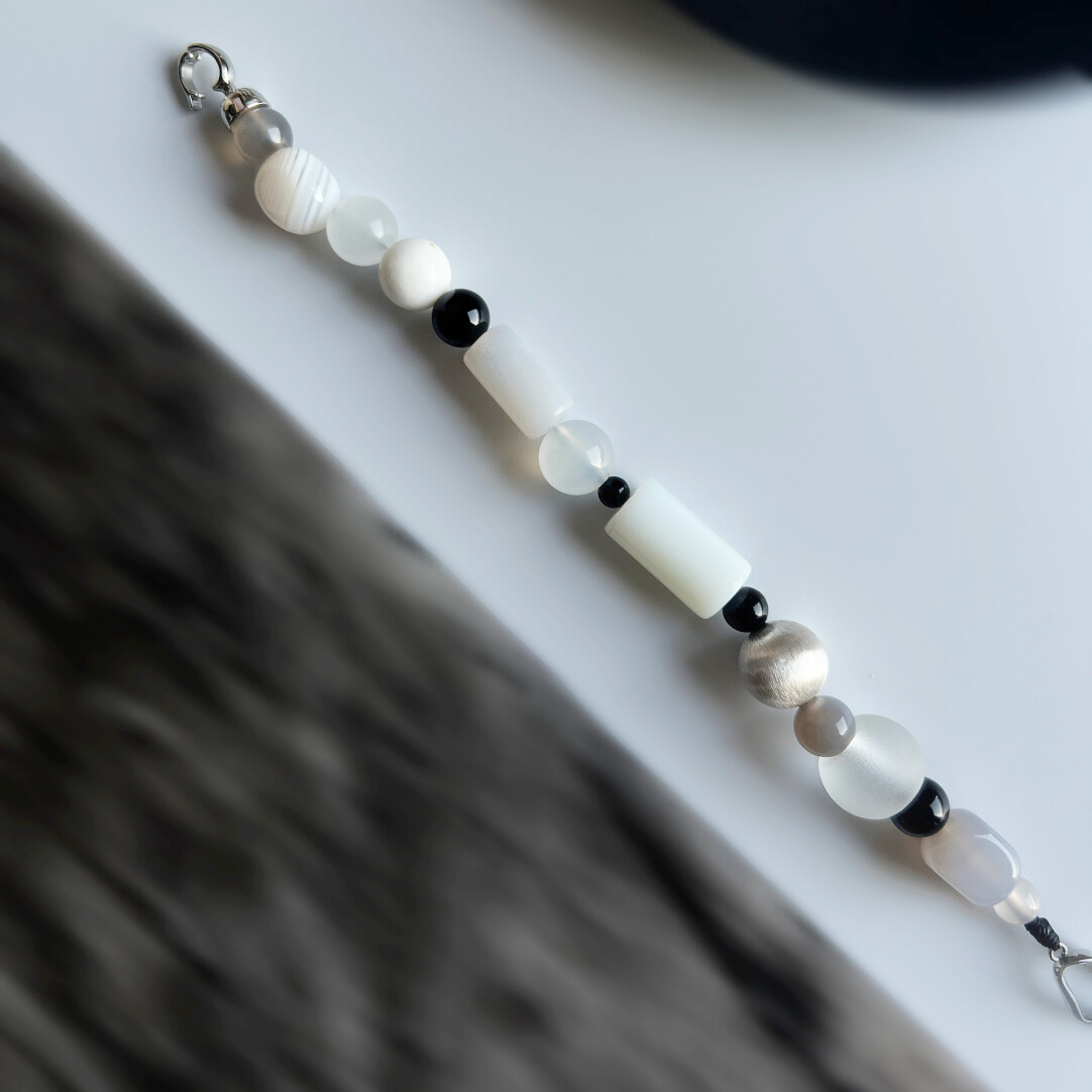 Mood Enhancement - Serene Stone Energy Bracelet