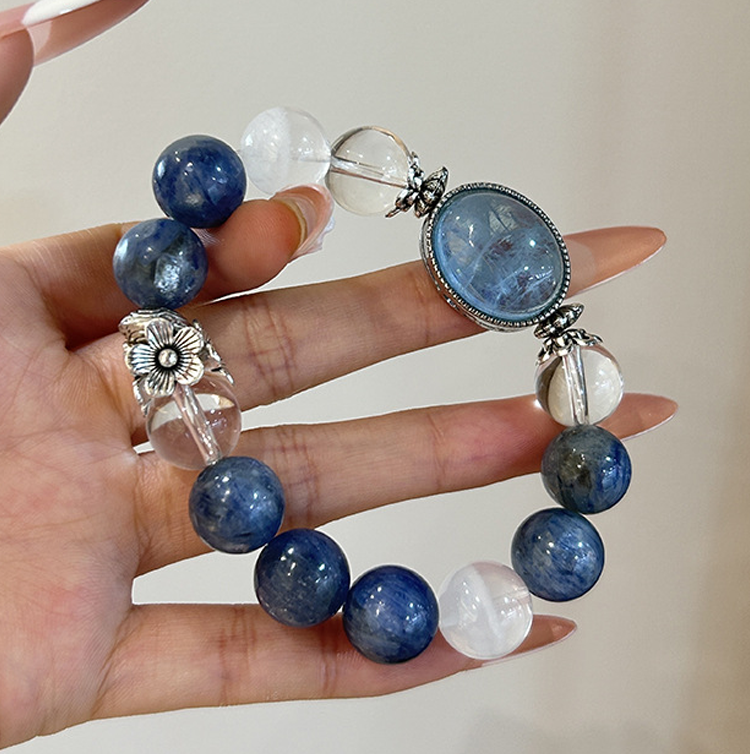 Clear Mind, Effortless Connections - Aquamarine & Kyanite & Clear Quartz & White Phantom Bracelet
